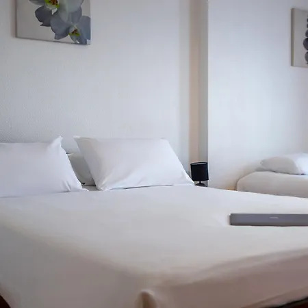 Comfort Hauts Du Chazal Hotel 3*